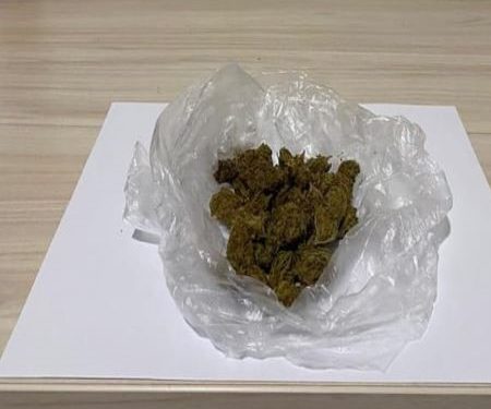 Otomobillerden uyuşturucu çıktı: 4 gözaltı