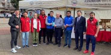 tarihci-yazar-ahmet-simsirgil-ayancikta-ogrencilerle-bulustu