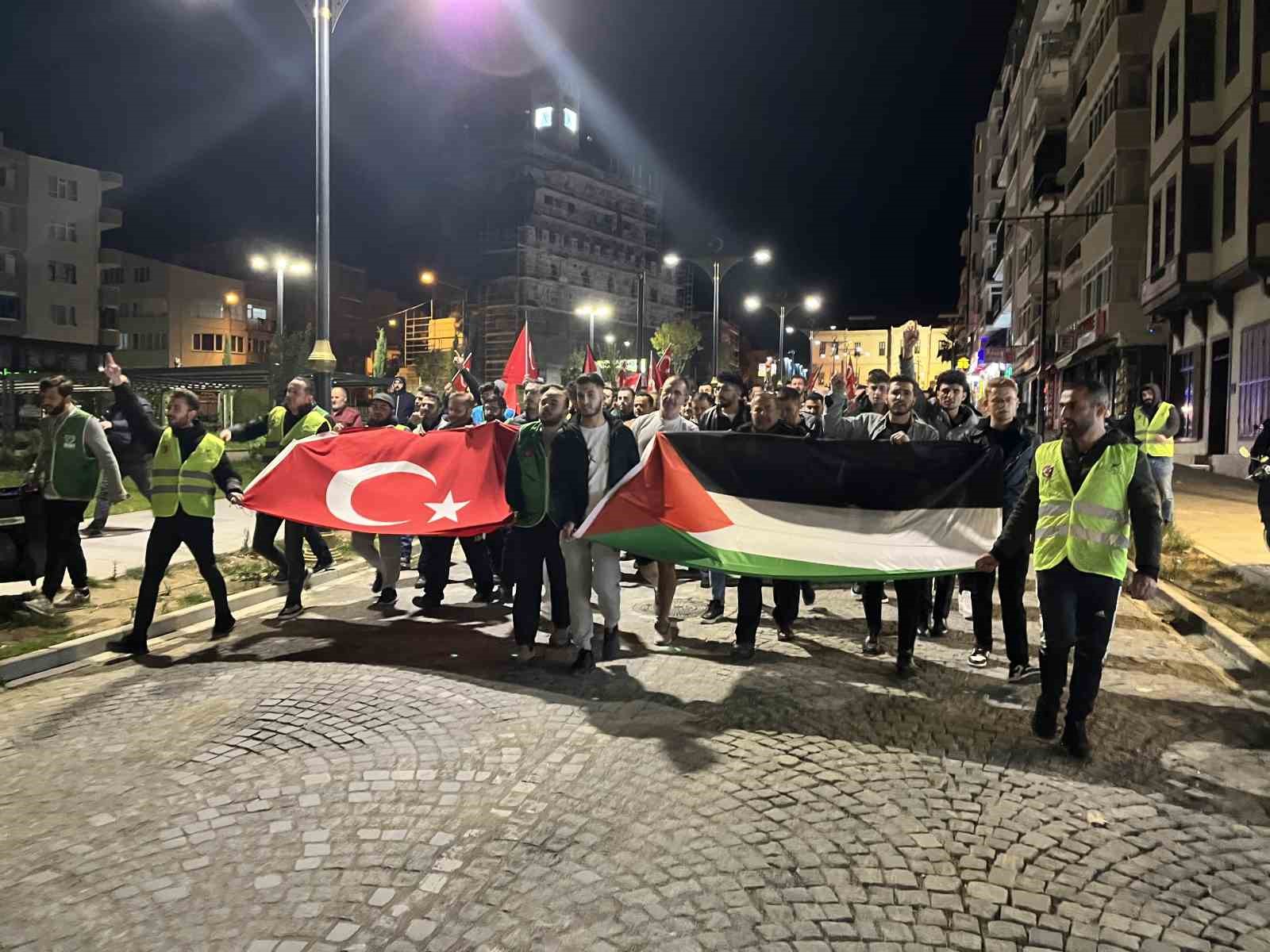 İSRAİL SİNOP'TA PROTESTO EDİLDİ