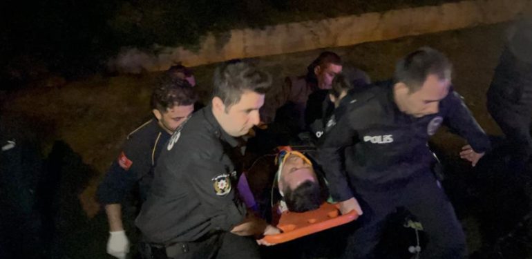 Dengesini kaybedip su kanalına düştü
