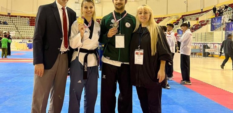 Sinoplu Taekwondo sporcularından 1 altın, 1 gümüş madalya