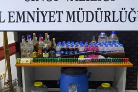 Sinop'ta sahte içki operasyonunda 4 zanlı yakalandı
