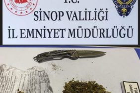 ŞÜPHELİ ŞAHSIN ÜZERİNDEN BIÇAK VE UYUŞTURUCU MADDE ÇIKTI