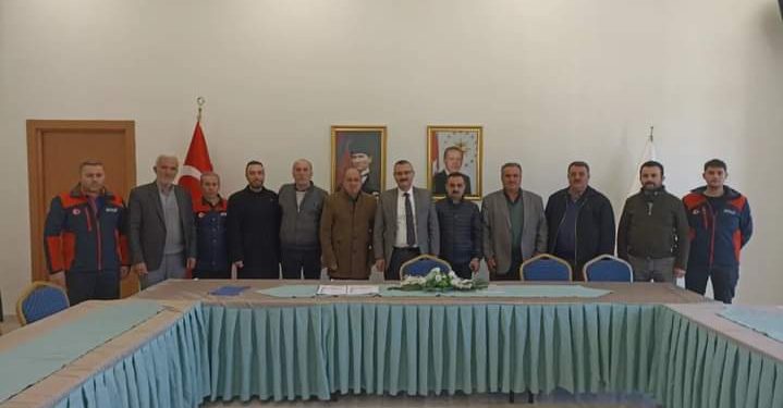 Boyabat’ta Muhtarlar Destek AFAD Gönüllüsü Oluyor Projesi’nde Eğitim Alıyor