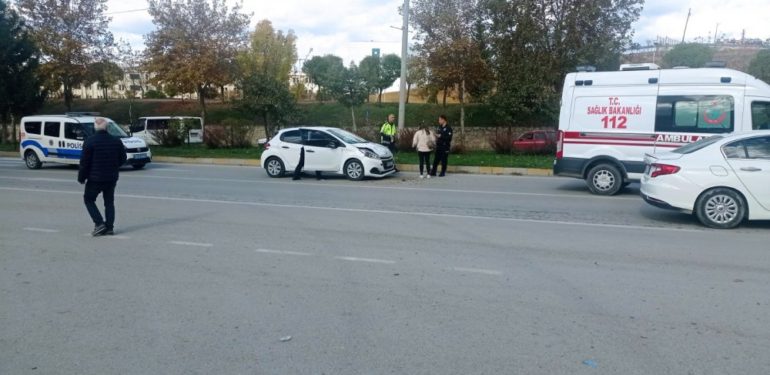 Boyabat’ta trafik kazası : 4 Yaralı