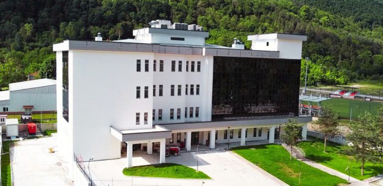 Erfelek devlet hastanesi yeni binasında acil sağlık hizmetlerine başlıyor