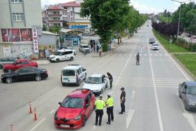 boyabatta_trafik_denetimlerinde_1_haftada_66_bin_516_tl_ceza_yazildi_h8024_e8350