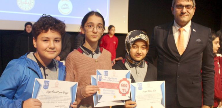 Boyabat’ta Cumhuriyetin 100. yılına özel kitap okuma yarışması