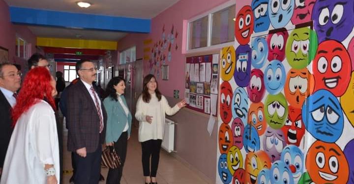 RENKLİ OKULUMLA GELİŞEN RENKLİ KİŞİLİĞİM