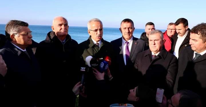 Bakan Uraloğlu Sinop Çevre Yolu ile ilgili konuştu