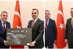 GridArt_20240221_015750145