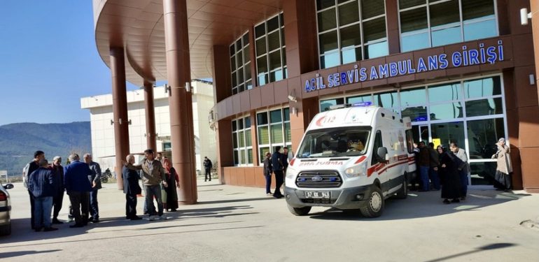 Muhtar adayına silahlı ve baltalı saldırı