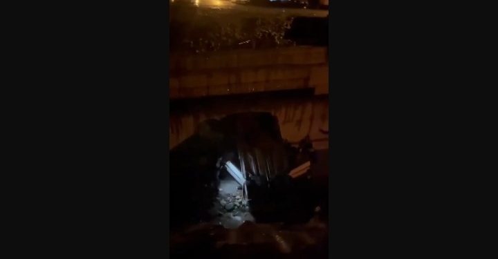 Otomobil menfeze düştü: 6 yaralı